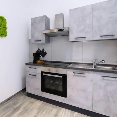 Loft San Vitale * ראבנה