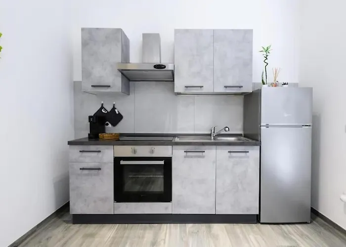 Loft San Vitale شقة *